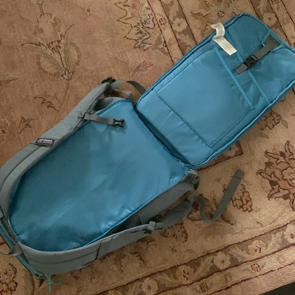 Patagonia Black Hole Pack 32L - Picture 7 of 11